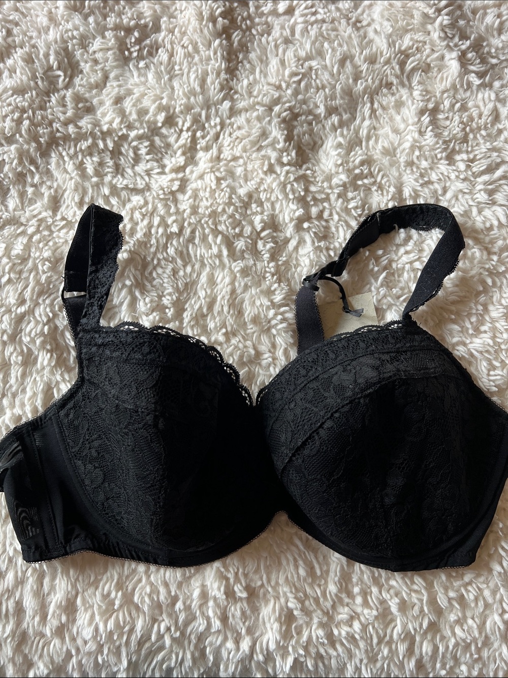 Black Lace Underwire Bra - Women's Intimates